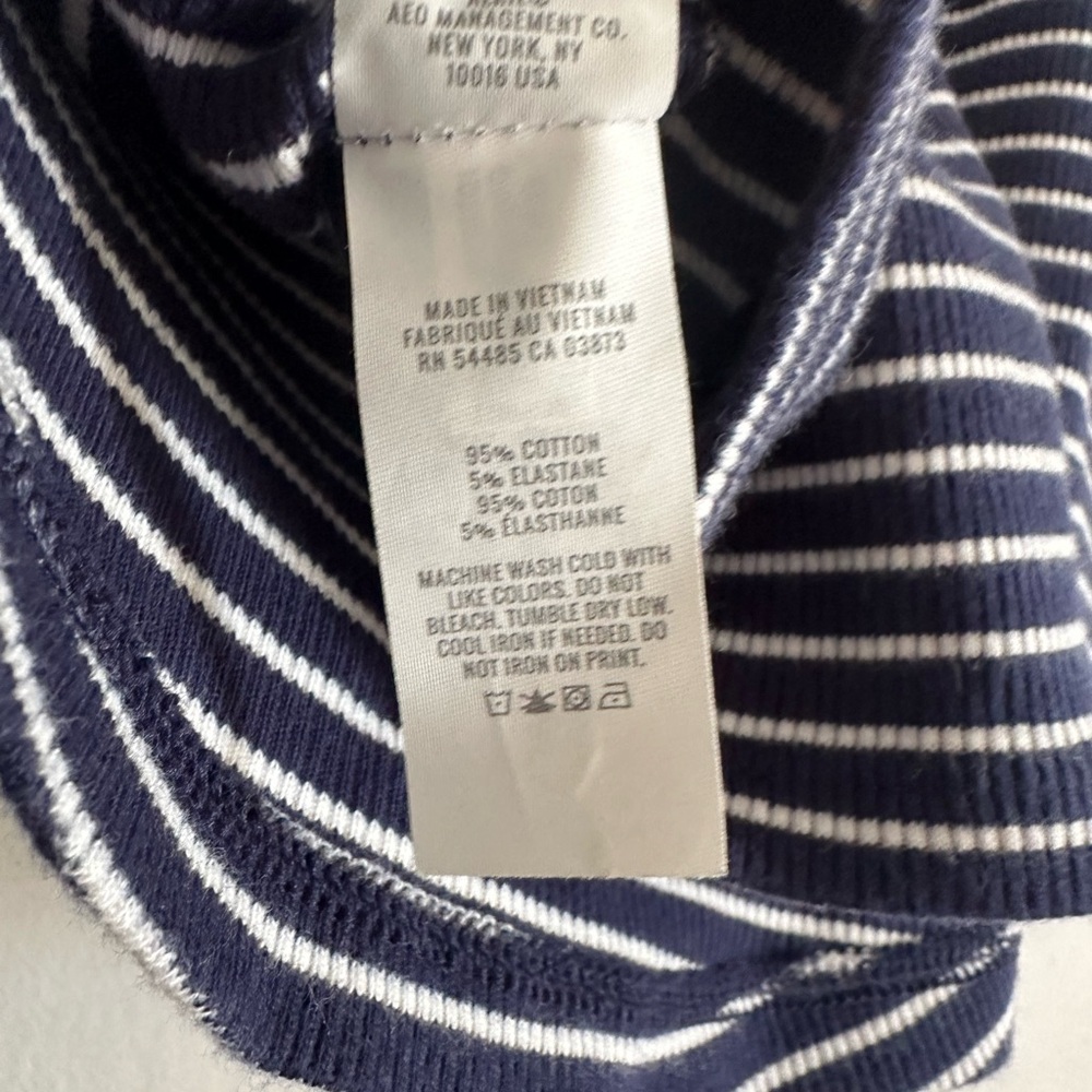 Aerie Navy Blue/White Striped Cotton Classic Tank Top size Medium EUC - Picture 5 of 5
